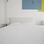 Alojamento de Acomodação e Pequeno-almoço La Nápoles