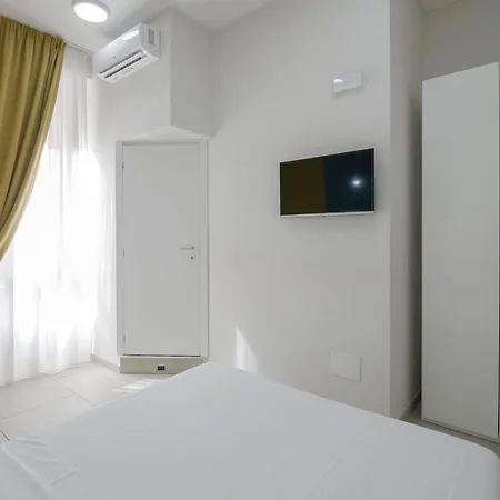 فندق مبيت وإفطار La 4*